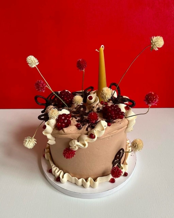 Mocha Mousse — цвет 2025 года по
